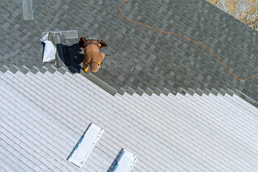 5 Shingle Roofing Red Flags – When To Know When Your Roof Needs Replaced